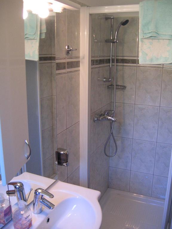 Guest House Caterina Porec Ruang foto