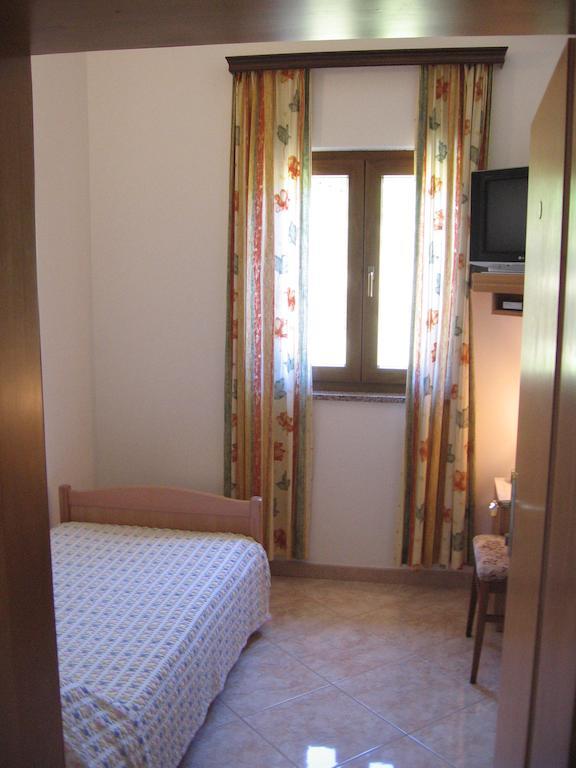 Guest House Caterina Porec Ruang foto